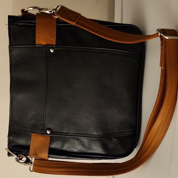 Roma Leather Concealed Messenger Bag with Locks - Picture 1 of 12